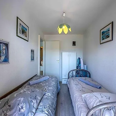 Cosy With Parking Balcony - 4p - 3*